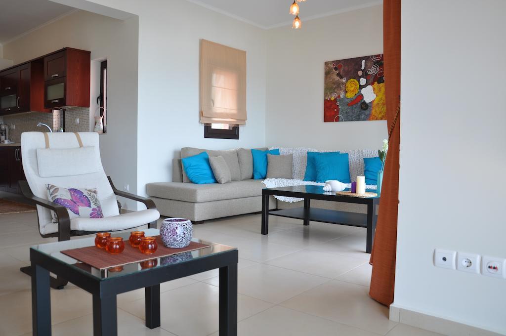 Porfyra'S Island Apartment Makry Gialos  Room photo