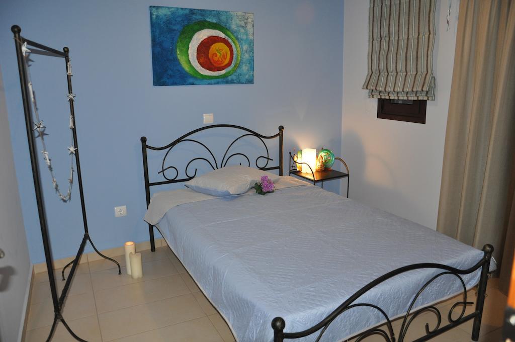 Porfyra'S Island Apartment Makry Gialos  Room photo