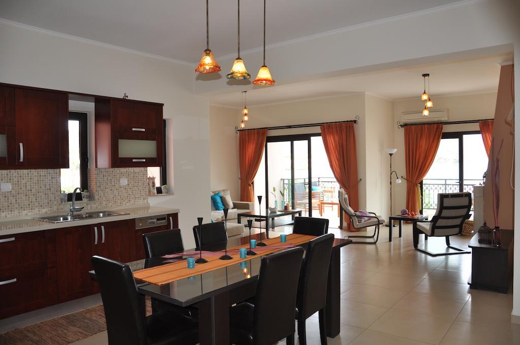 Porfyra'S Island Apartment Makry Gialos  Room photo